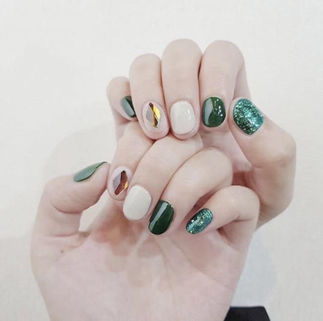 2019最火的美甲图片_2019流行美甲图片|520常识网