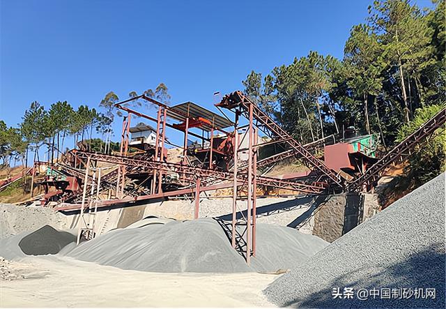 花岗岩制砂机价格的简单介绍