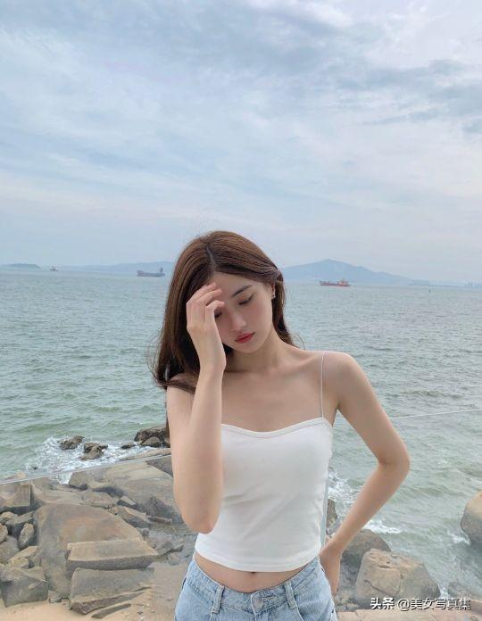 海边美女