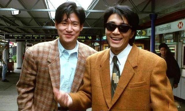 周星驰不愧是星爷吃盒饭(周星驰的五大经典搞笑片段)-天晟网