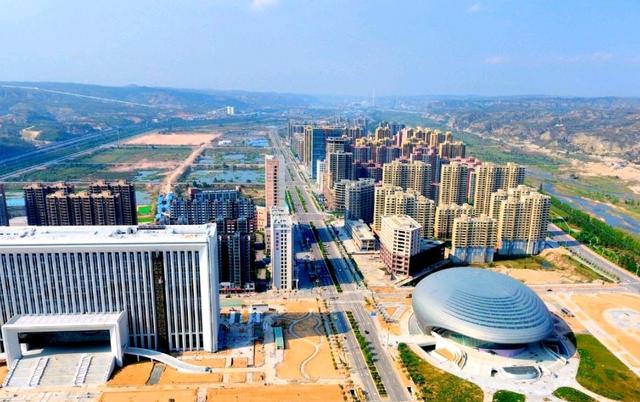 西部第一强县：人均GDP超过北上广深，自然环境却很恶劣