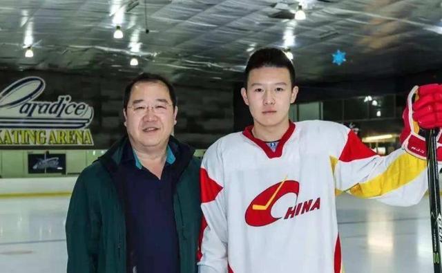 宋丹丹独子再当爹，同父异母弟弟备战冬奥会，英达偏心只爱小儿子