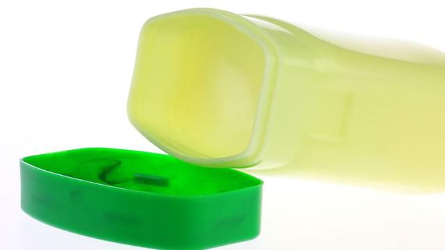 凡士林的作用与用途（凡士林的 20 个惊人的实用用途）