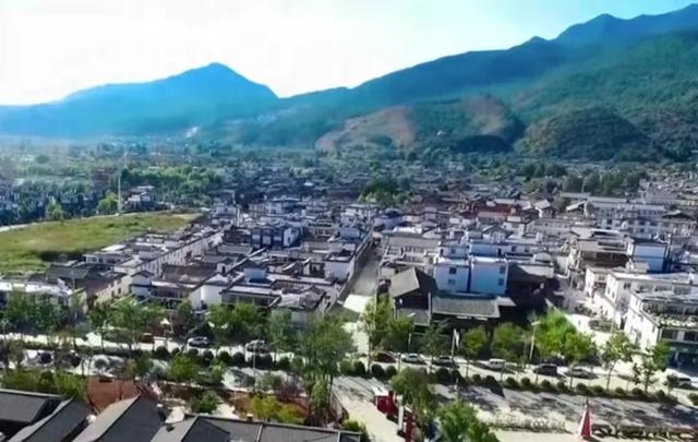 辟谣雪山艺术小镇烂尾传闻，“小股东”李亚鹏为谁澄清？