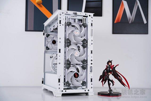 高顏值雪武戰姬純白主題，i7 11700K配RTX3070水冷主機方案