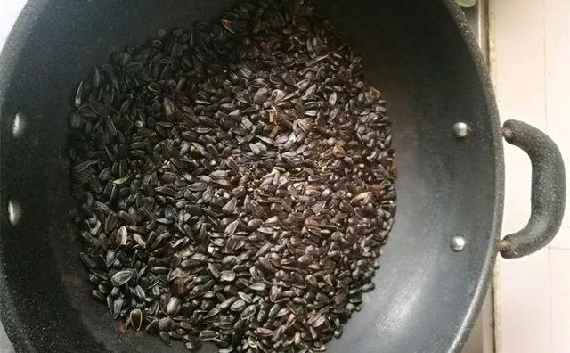 破碎机吸料不全