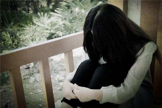 女人到了50岁，为什么经常半夜三四点就醒来？早了解比较好