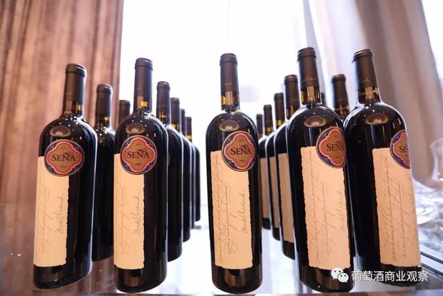 智利红酒等级，这位世界葡萄酒大师的一个分级，把智利葡萄酒分成两个阵营