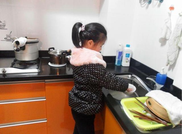 越是懂事的孩子越委屈，心事越重，家长更应该反思