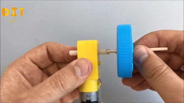破碎机玩具球视频