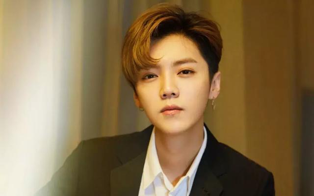 鹿晗北京哪个小区（鹿晗二巡北京演唱会）