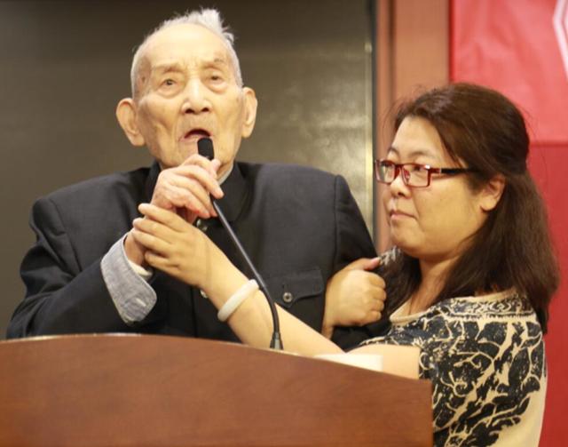 “酒界泰斗”秦含章2019年仙逝，享年112岁！长寿秘诀和酒有关？