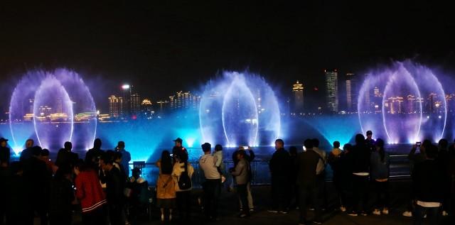 亚洲最大的音乐喷泉(最大的音乐喷泉是哪个)