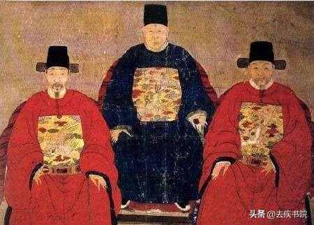 張豐毅《江山紀(jì)》中穿的蟒袍還原歷史？基本還原，但夾雜現(xiàn)代審美