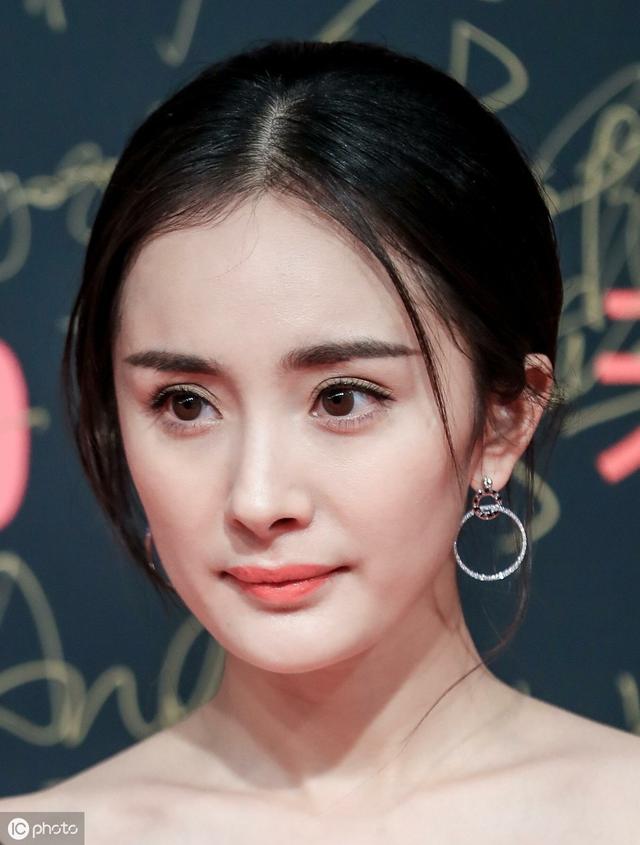 杨幂的个人简介（杨幂的个人简介资料）