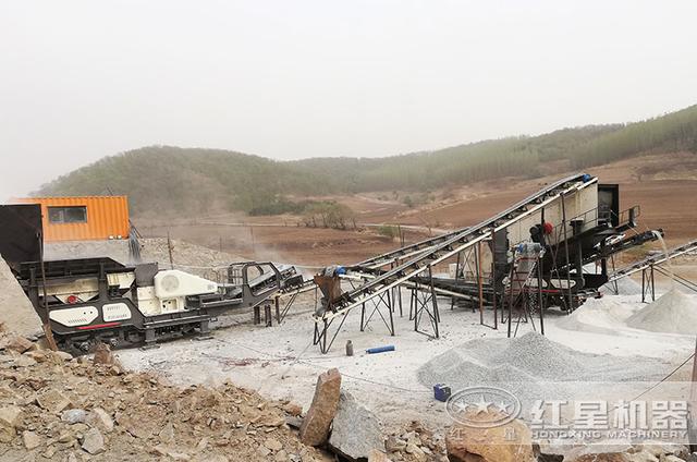 包含山西铁矿制砂机多少钱一套的词条