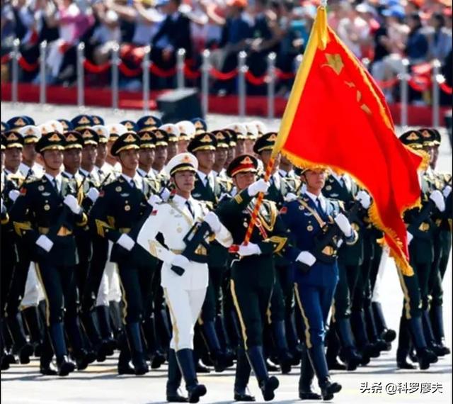 中国首现“65后”上将，从少尉晋升到上将有多难？比你想的还要难