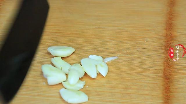 早春三月，这7道“应季菜”该多吃了，养肝健脾又润燥，舒服过春
