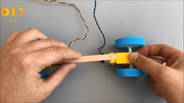 破碎机玩具球视频