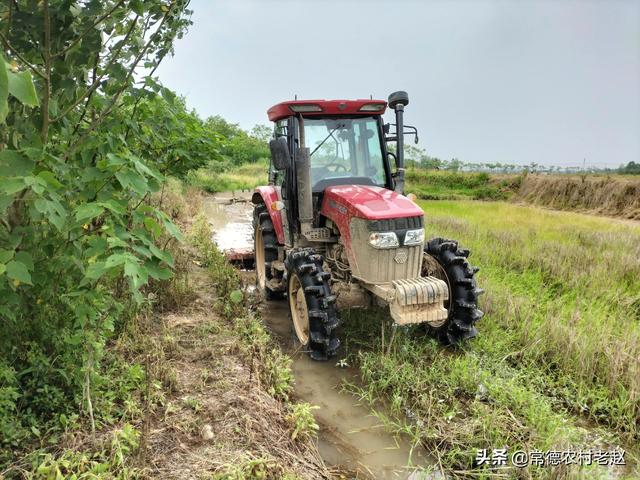广东旱地轮式洗砂机图片的简单介绍