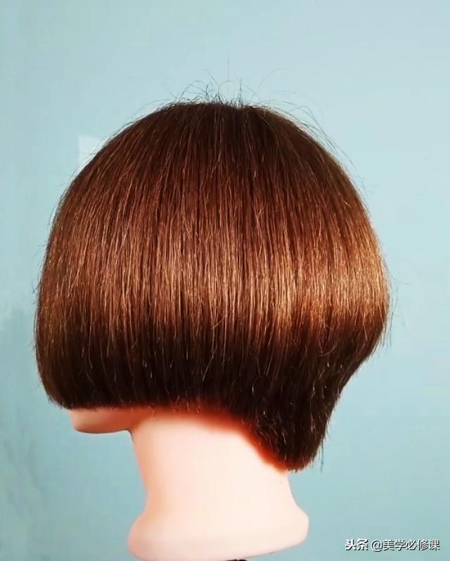 「媒体揭秘」女士短发剪发技巧基础手法(女士中短发0基础剪发教程)