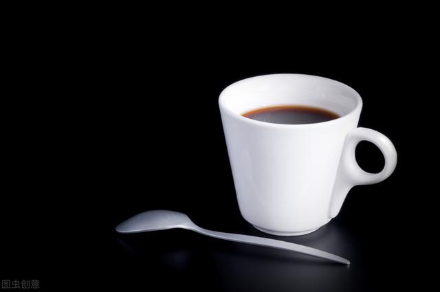 老年人总在凌晨三四点醒来，会影响健康吗？做好4点或可睡得更香