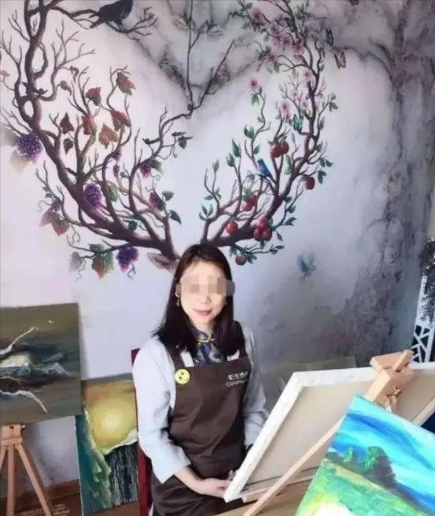劳荣枝就这样写好了结局，从女教师堕落成女魔头，她该怪谁呢？