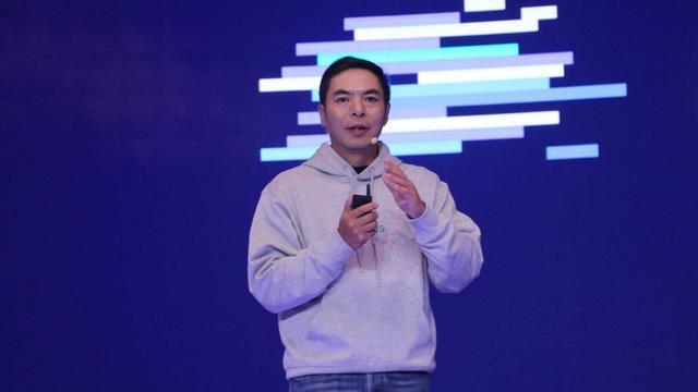 腾讯“扫地僧”年薪3亿，却喜欢睡懒觉，不料马化腾也拿他没办法