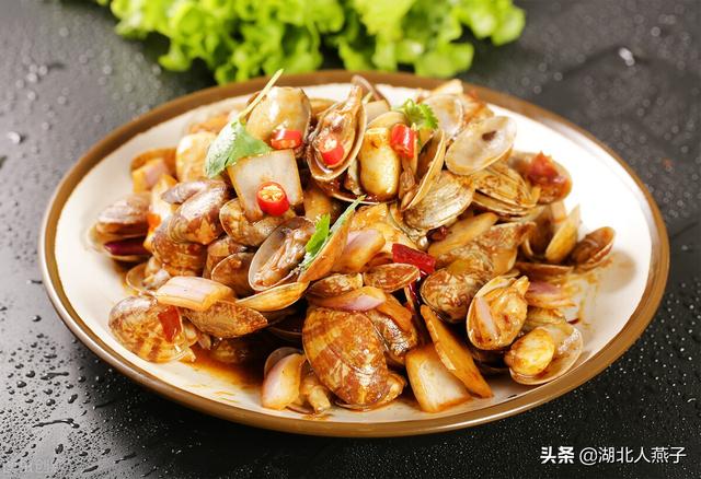 冬天要多给孩子吃3素4荤1汤，含锌量非常高，合理滋补轻松过冬