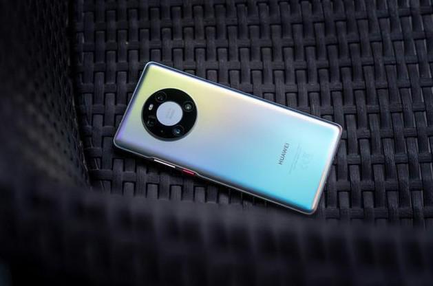 夏季收官，哪些智能手机值得选择？网友：iPhone