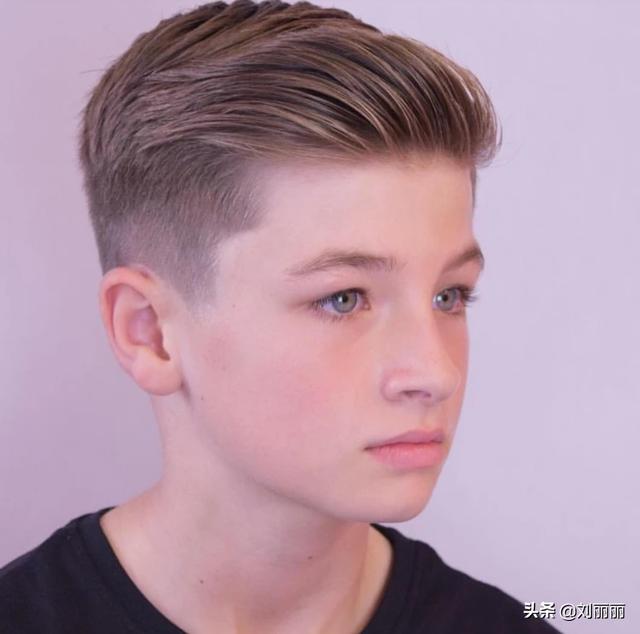 2021年小男孩流行发型图片