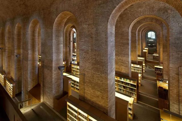 以书为联想的创意设计，图书馆建筑设计的立意？