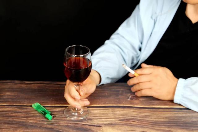 最长寿的生活方式，除了合理饮食、规律作息，这3件事，也需坚持