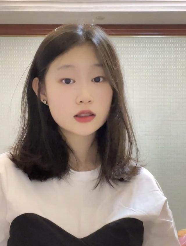 小沈阳的女儿(小沈阳女儿街上跳舞)