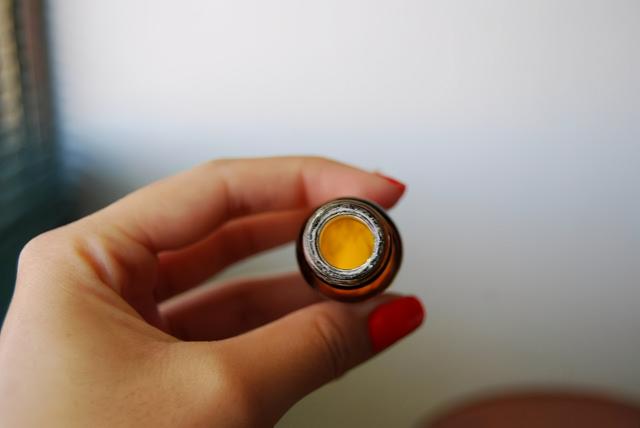 雏菊的天空身体乳祛痘