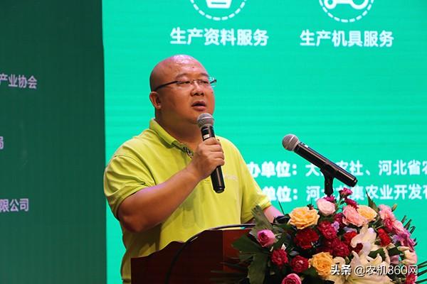 梨园摘果机械展