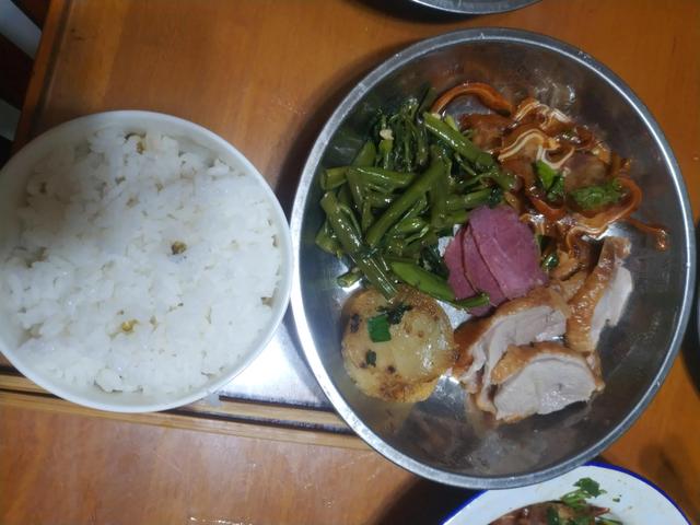 8月29日一天生活饮食记录