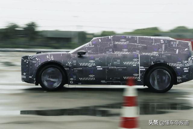 观察 | 2023年量产，前福特高管加盟，集度想造一台“汽车机器人”