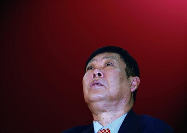 李经纬葬礼上，年近50的李宁：李先生不仅是老板，更像是我的父亲