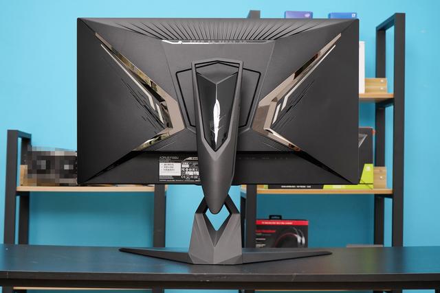 技嘉AORUS FI32U電競顯示器評測：4K+144Hz的高分高刷屏