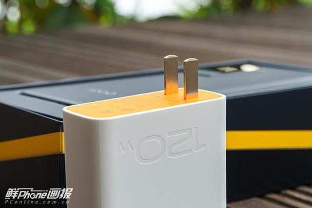 iQOO 8评测：有颜更有料！这款直屏旗舰不容低估-第9张图片-9158手机教程网