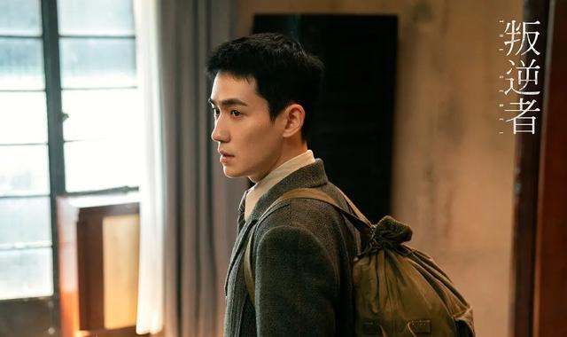 ���������¹�װ���Ӿ�(ʱ��12�꣬������������Ҫ�ĵ�ս���ˣ�ͬ��Ů��Ҳ���ݼ���Ů��)