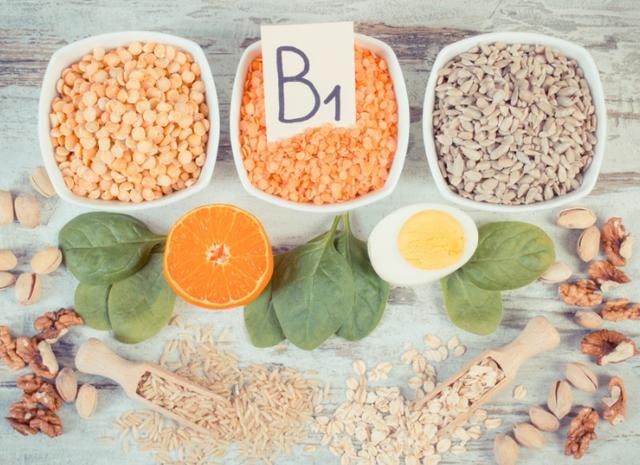 失眠与缺维生素有联系吗？及时补充这2种维生素，或能缓解失眠