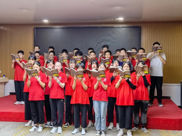 青少年叛逆矫正教育怎么样(矫正青春期叛逆孩子学校)(图2)