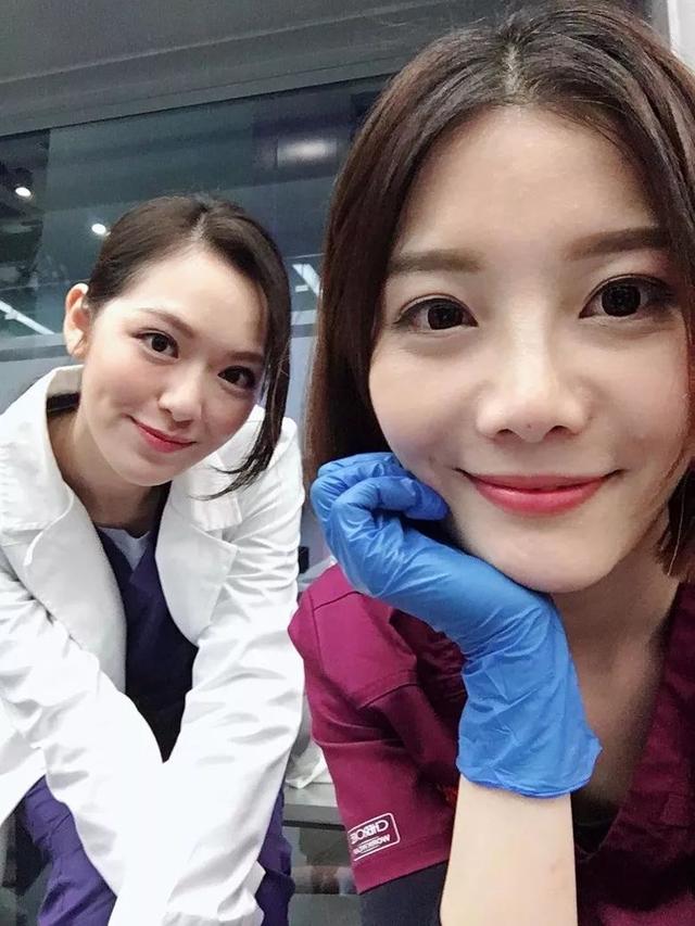 TVB小花入行多年 凭借新剧上演三角恋而人气急升备受关注