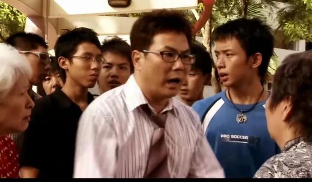 看这个电影，突然就泪流满面：孩子，是我不懂得怎么去爱你