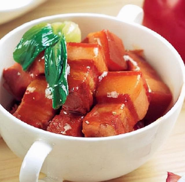 老年痴呆是“吃”出来的吗？这4种食物，少吃一点，大脑更有活力