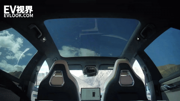 全景天幕的“天花板”应该是什么颜色？我们给“破案”了