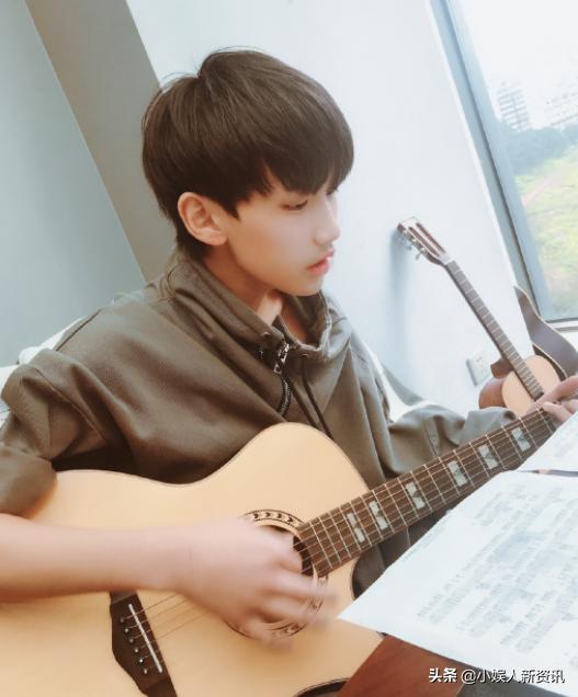 余宇涵/苏新皓/张极/张泽禹/陈天润/张峻豪/穆祉丞/姚昱辰(仅供参考