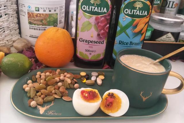 肚子饱了，细胞还饿着